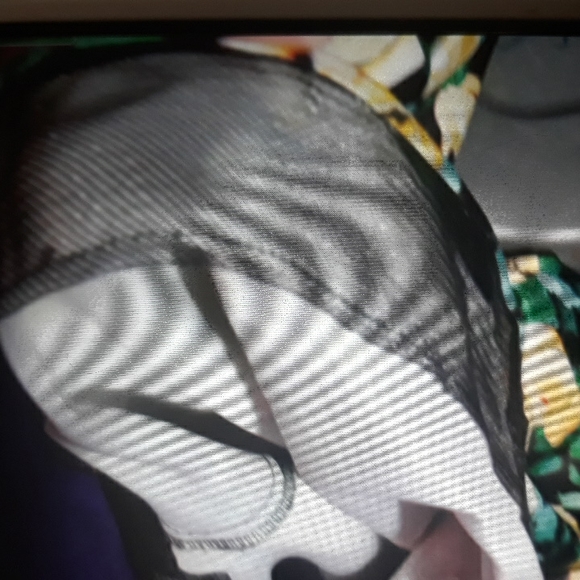 Two piece prom dress sz 18 but fits a 14/16 - Picture 10 of 10